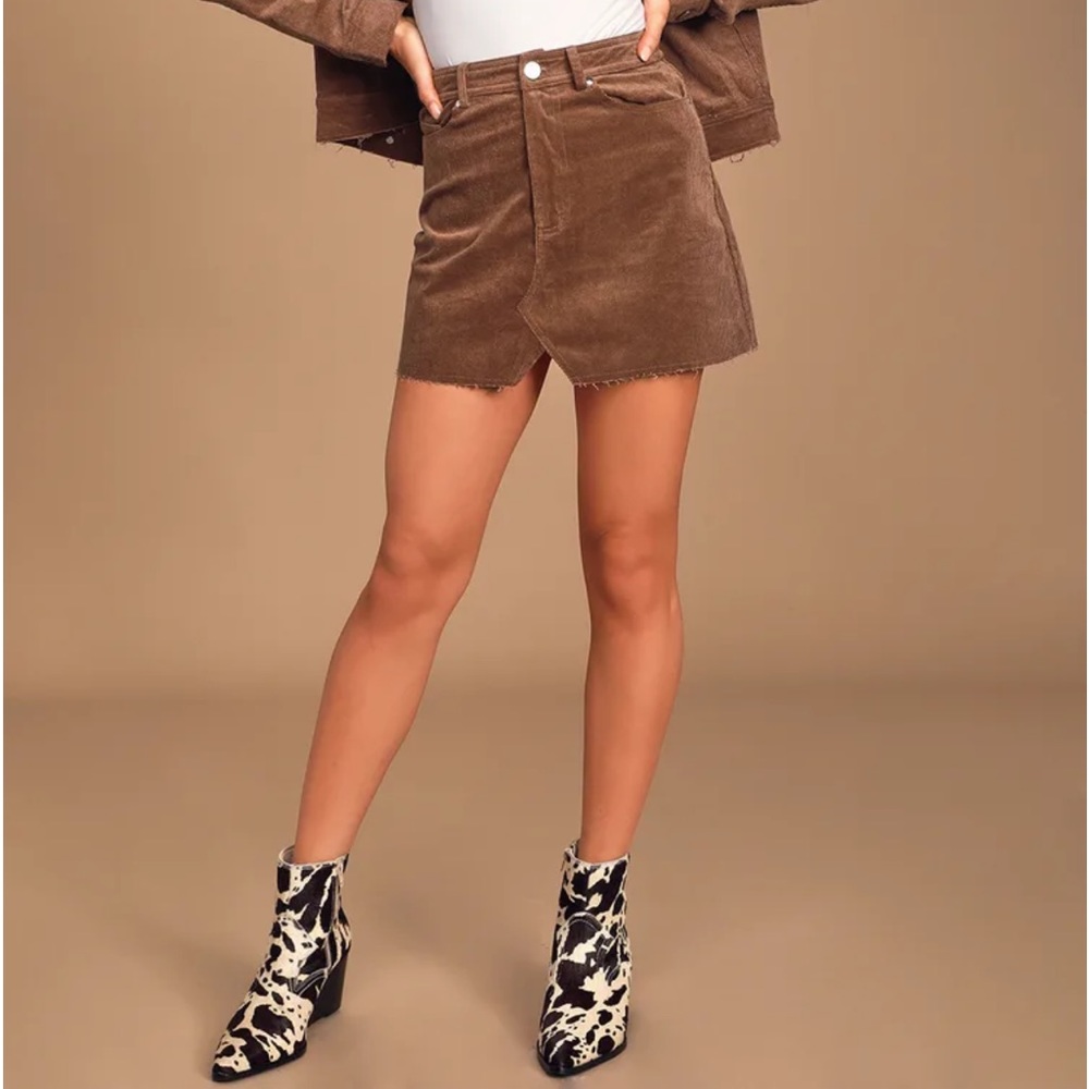 Lulu’s Happy Go Lucky Brown Corduroy Mini Skirt Frayed Hem Large - Picture 2 of 11